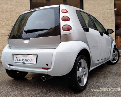 Smart FourFour 1.5 Diesel – 2006 www.fantasticar.it BY GVD 4